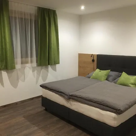 Suot Crapalb Apartment Samnaun