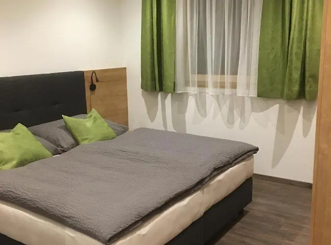 Suot Crapalb Apartment *